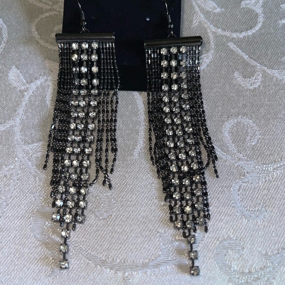 Sparkling Rhinestone And Chain 3 1/2” Chandelier Pierced Earrings - Picture 5 of 11